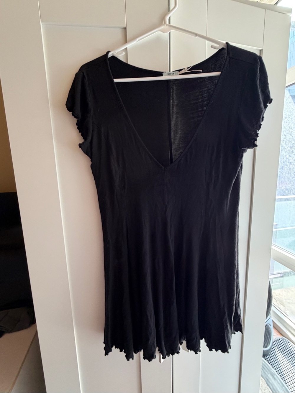 Kimchi Blue Black V-Neck Midi Dress